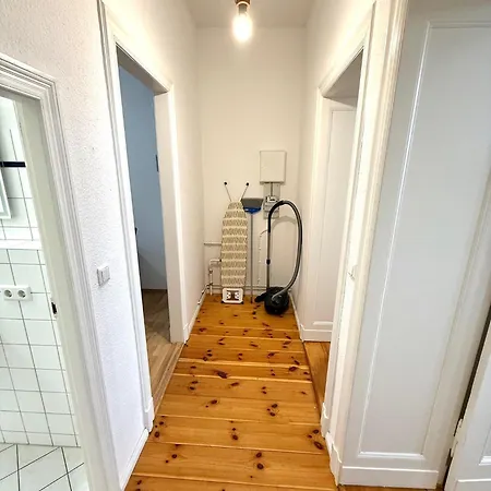 Appartement Sehr Zentrale Fuer Bis Zu 6 Gaeste - Nah Gelegen Zum Kurfuerstendamm, Potsdamer Platz Und Kreuzberg In 10 Minuten Berlin