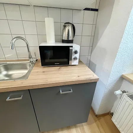 Sehr Zentrale Für Bis Zu 6 Gäste - Nah Gelegen Zum Kurfürstendamm, Potsdamer Platz Und Kreuzberg In 10 Minuten